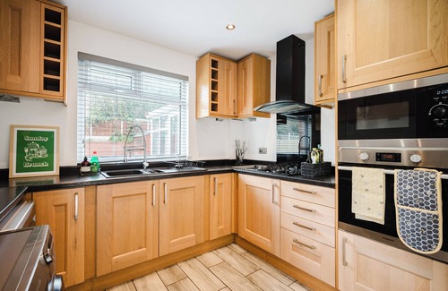 Prestwich House | Heaton House: parkside charm and city comfort