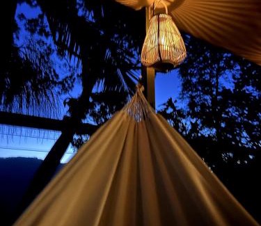 Currumbin Valley House | Heaven's Gate