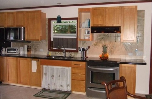 Hauula Apartment | Heavenly Hawaii at your feet! Sandy toes, great swimming, lovely place awaits.