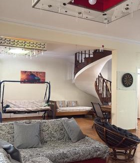 Alissos Apartment | HeidiHouse