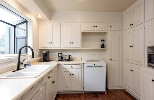 Glen Ellen House | Heiter Houe -Serene Private Hilltop Escape in the Heart of Wine Country