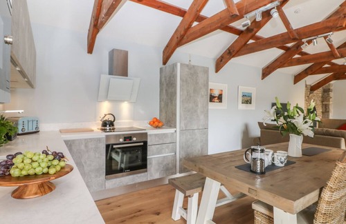 Penryn Cottage | HELFORD, pet friendly, luxury holiday cottage in Constantine