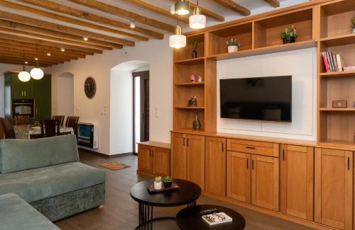 Panteli Apartment | Heliades NeoClassical