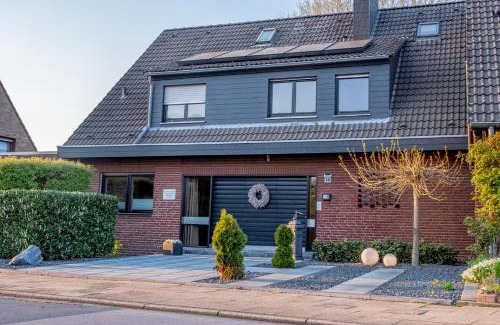 Muelheim an der Ruhr Apartment | Helles Appartement mit eigenem Stellplatz