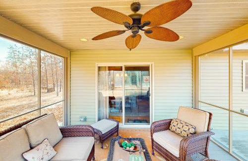 Nekoosa House | Hellpap Family Cabin