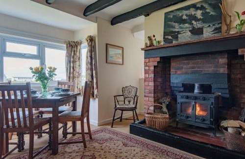 Dungeness House | Helvetia