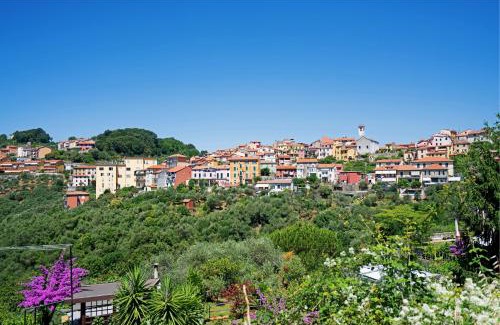 Pitelli House | Hemingway's Shelter