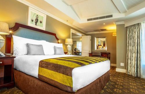 Berea Hotel | Hemingways Hotel