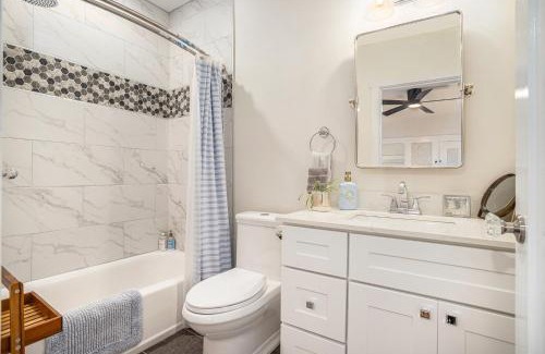 Upper Telegraph House | Hemlock Room