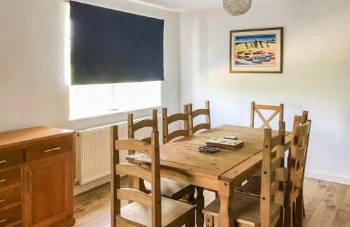 Irstead House | Hempstead End