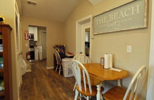 Point Pleasant Beach House | HEN5 | Beachside 4BR 1ba cottage in the sand, 4 badges to beach! Street Parking