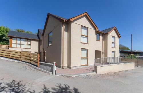 Llanddeusant House | Hendy - First Floor Apartment