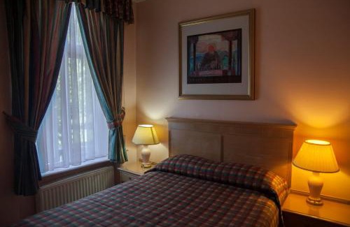 Addison Bed & Breakfast | Her Majesty Hotel