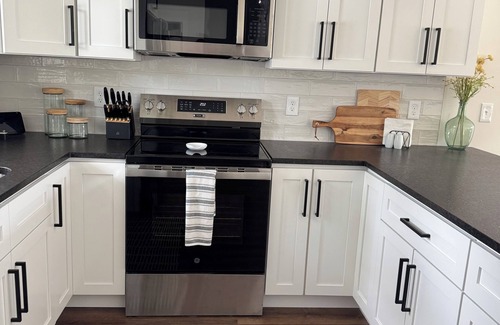 La Follette Villa | Here comes the Sun!n4-bedroom villa in enchanting Morley with AC