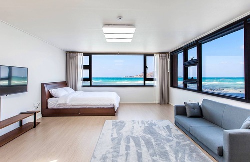 Hallim House | Here Now Jeju