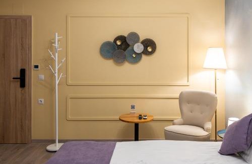 Sibiu Apartment | HerMira House