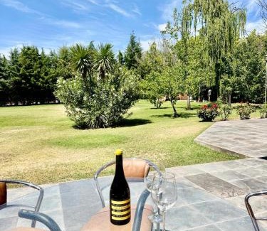 Chacras de Coria House | Hermosa Casa 14 pax Piscina Futbol 5 Chacras