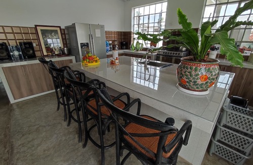 Manuel Antonio Mesones Muro Cottage | Hermosa Casa de Campo en Alquiler Vacacional en Ferreñafe con Piscina Grande