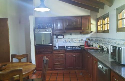 Chacras de Coria Villa | HERMOSA CASA en CHACRAS DE CORIA