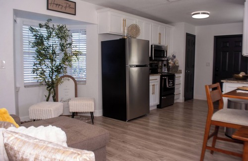 Fellowship House | Hermosa y elegante casa de campo rodeada de naturaleza cerca del centro de Ocala