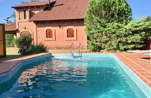 San Antonio de Arredondo House | Hermoso Chalet con Pileta y Parque en Carlos Paz