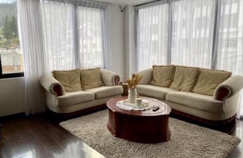 Ecuadorian Amazon Apartment | Hermoso Departamento de Lujo