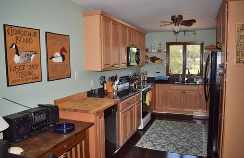 Deep Hole House | Heron Point - Oyster Bay Cottage with Kayaks & Bikes