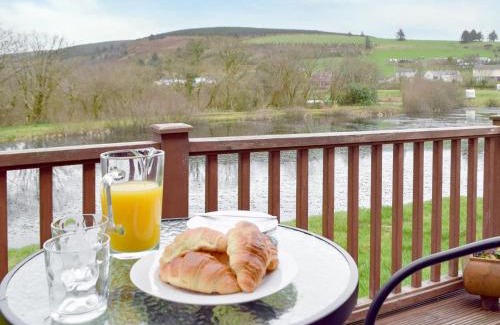 Rosebush House | Herons Log Cabin