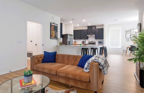 McNeil House | Hestia: 3BR/2BA | Near Tech Ridge & East Village