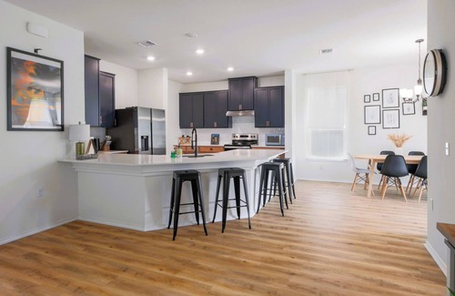 McNeil House | Hestia: 3BR/2BA | Near Tech Ridge & East Village