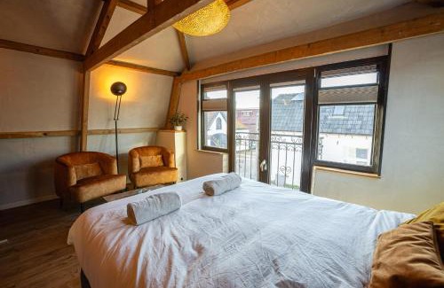 Den Burg Bed & Breakfast | Het Droomatelier