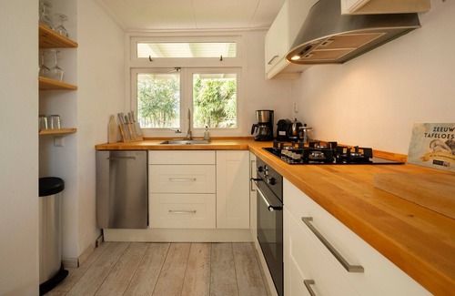 Renesse House | Het Ongerepte 51 holiday home privately situated near beach in Renesse