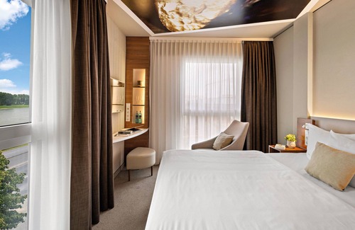 Monheim Hotel | Hey Lou Hotel Monheim am Rhein