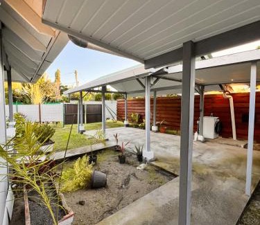 Punaauia Apartment | Hey Man Stay