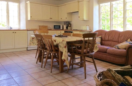 Minehead Cottage | HEYDEN COTTAGE, pet friendly, character holiday cottage in Minehead
