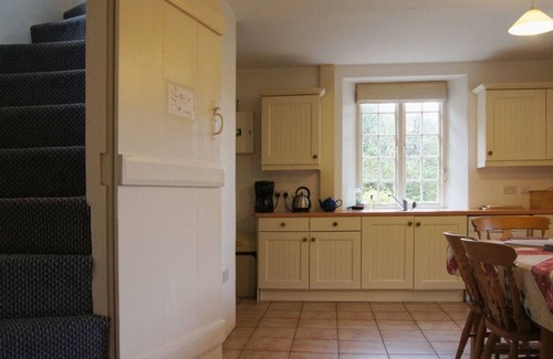 Minehead Cottage | HEYDEN COTTAGE, pet friendly, character holiday cottage in Minehead