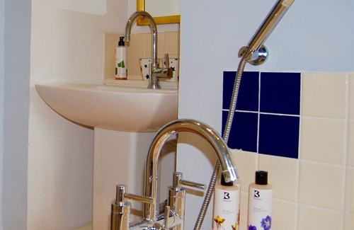 Lower Heyford Bed & Breakfast | Heyford House Bed & Breakfast