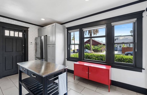 Alamitos Beach House | HGTV Featured Modern Craftsman Mins2Beach+GameRm