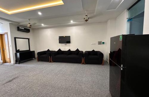 Fatehjang House | HH Haven Guest House Faisal Town Islamabad