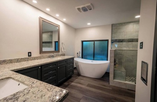 Barrett House | Hidden Bay Front W/Private Dock