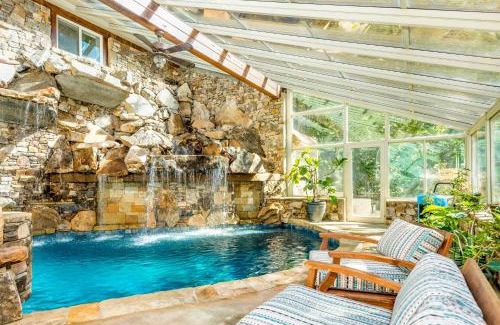 Rutherfordton House | Hidden Cove