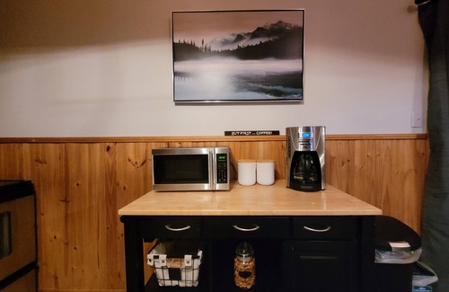 Corner Brook Cabin | Hidden Forest Lake House on George's Lake