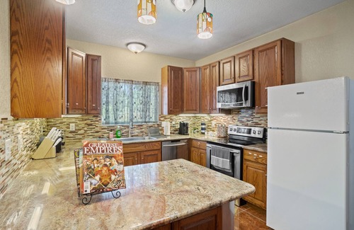 Shearer Hills - Ridgeview House | 🌤Hidden Gem 5BR Oasis with Pool in San Antonio🌤