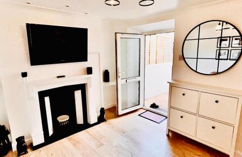 Torquay Apartment | Hidden Gem Apartment
