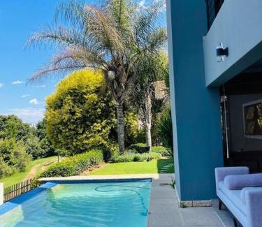 Greater Johannesburg Metropolitan Area House | Hidden Gem by Juskei River