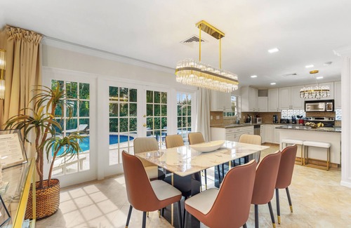 Lauderdale-by-the-Sea House | Hidden Haven: Garden Escape with Private Pool