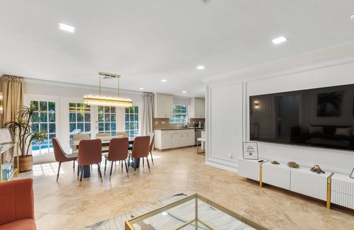 Lauderdale-by-the-Sea House | Hidden Haven: Garden Escape with Private Pool