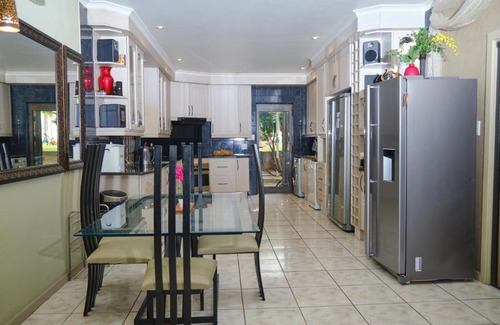 Greater Johannesburg Metropolitan Area House | Hidden retreat in Kensington