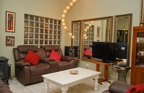 Greater Johannesburg Metropolitan Area House | Hidden retreat in Kensington