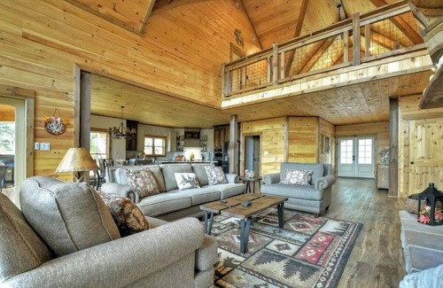 Unaka Cabin | Hidden Valley Hideaway | Free Night Offer!